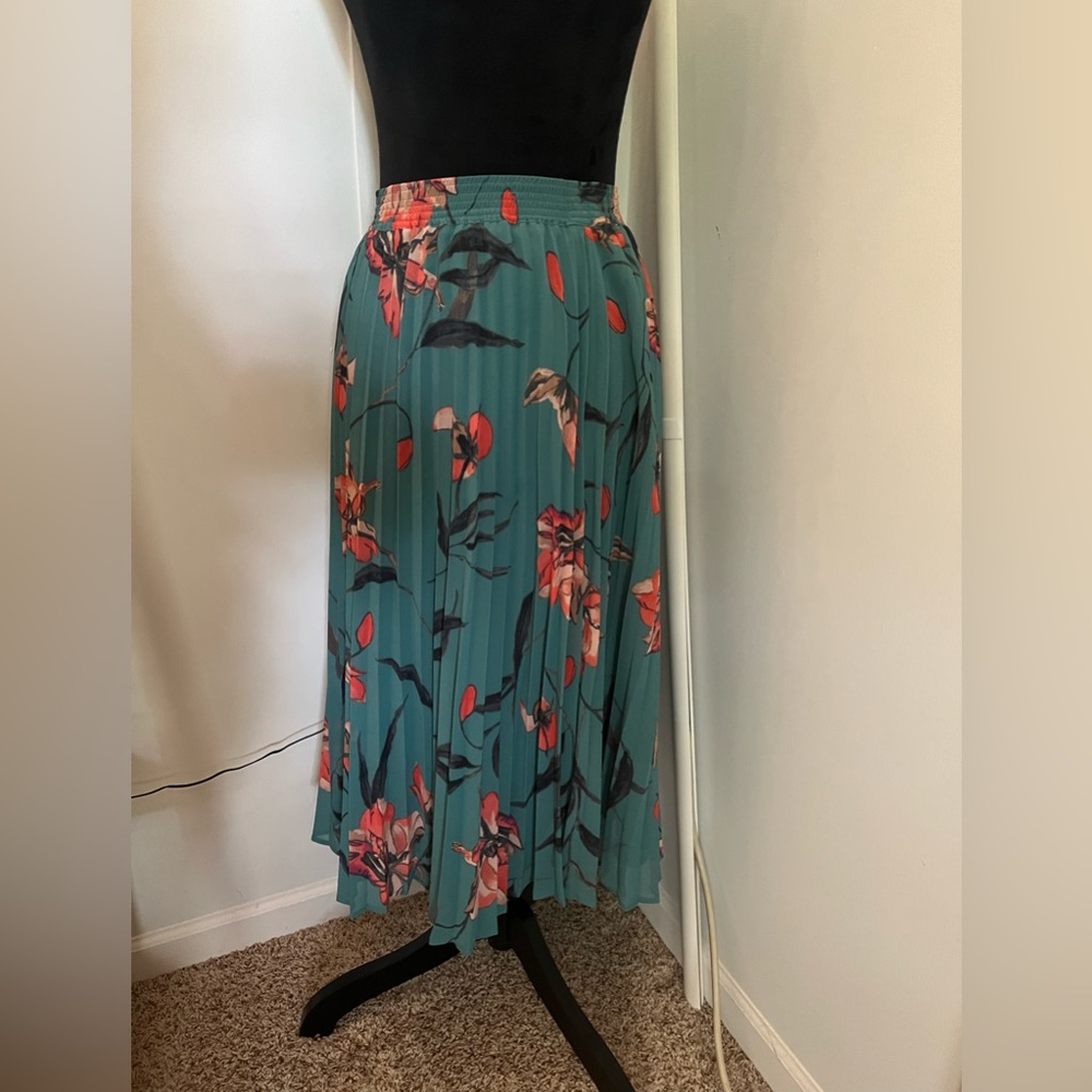 Midi skirt